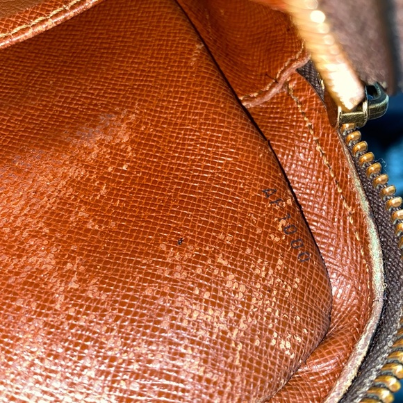 Authentic Louis Vuitton Monogram Amazon Crossbody Bag - Picture 14 of 16